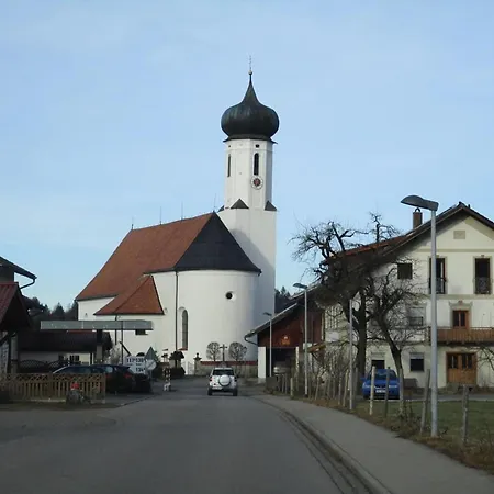 Cozy In Ruhmannsfelden With Swimming Pool Apartment *