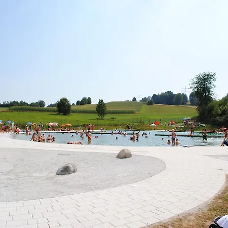 Cozy In Ruhmannsfelden With Swimming Pool Apartment Achslach