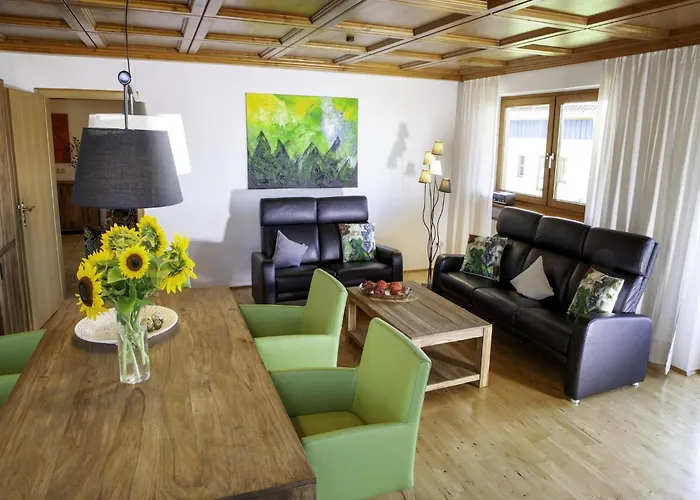 Cozy In Ruhmannsfelden With Swimming Pool Lejlighed